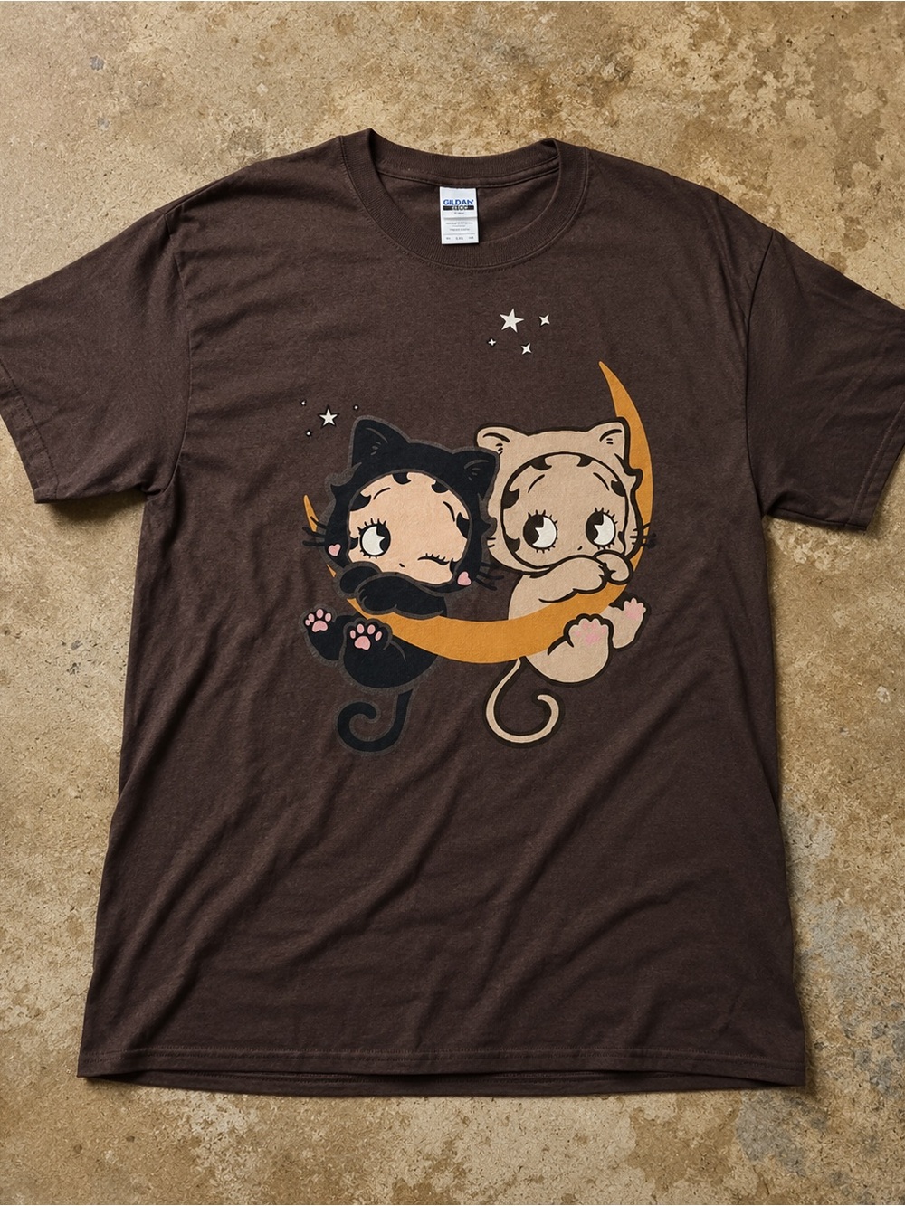 Gildan 5000 Brown Betty Boop Cat Moon Vintage Graphic Tee Size M - Picture 1 of 5